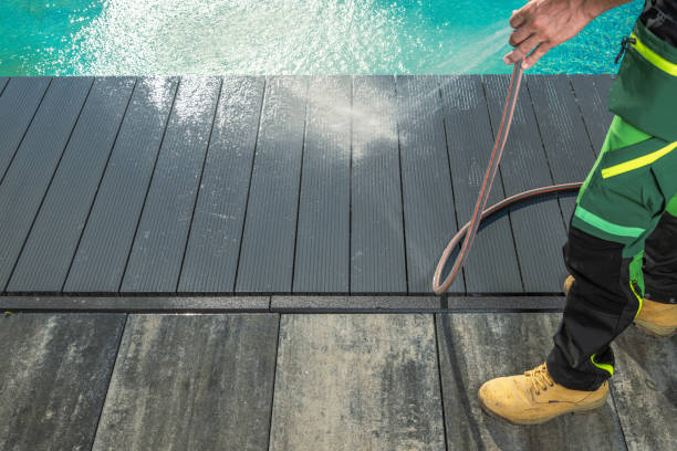 Best Deck Pressure Washing  in Satsuma, AL